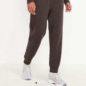 Old Navy High-Waisted Bounce Fleece Women's Brown Jogger Sweatpants